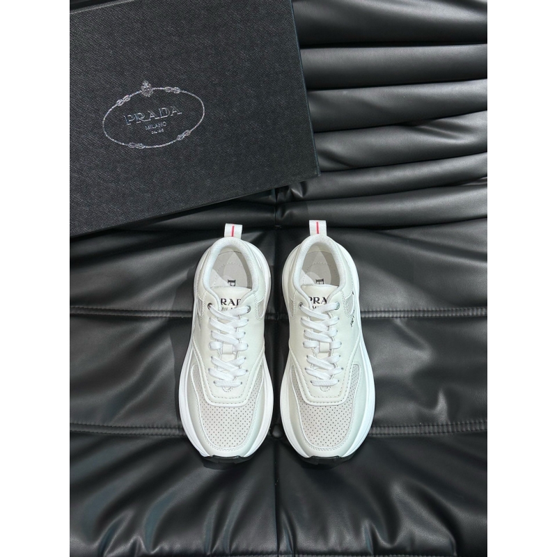 Pra*a sneakers